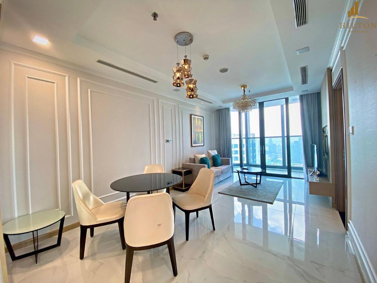 Hilton Residence - Landmark 81 Vinhomes Central Park Хошимин Екстериор снимка